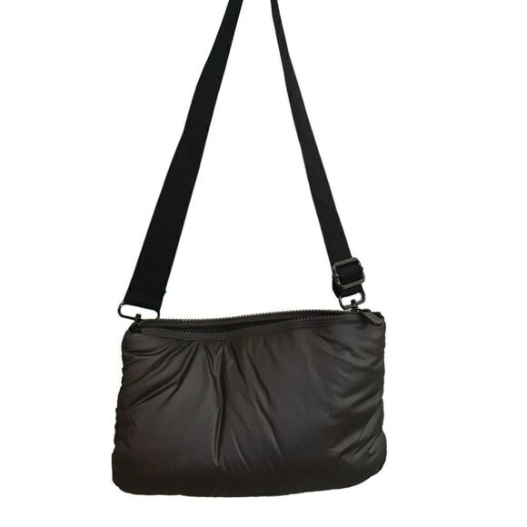Athleta x Carra Convertible Metallic Lightweight Puffer Crossbody Pouch Bag - Picture 7 of 14